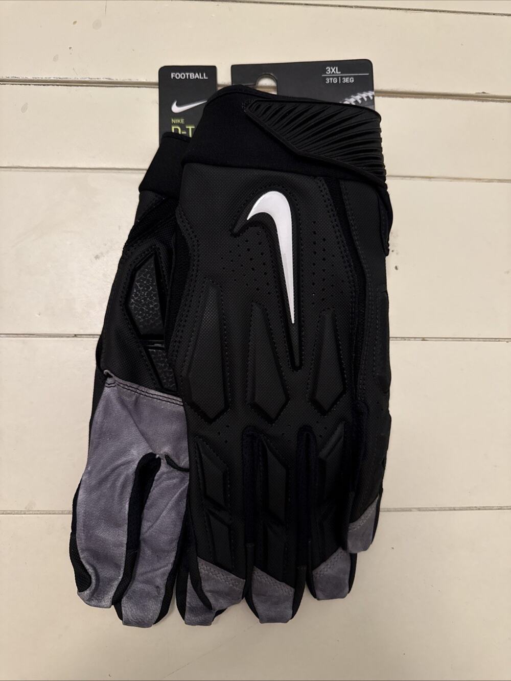 Nike D-Tack 6.0 Lineman Football Gloves NFL Black PGF946-017 Mens Size 3XL